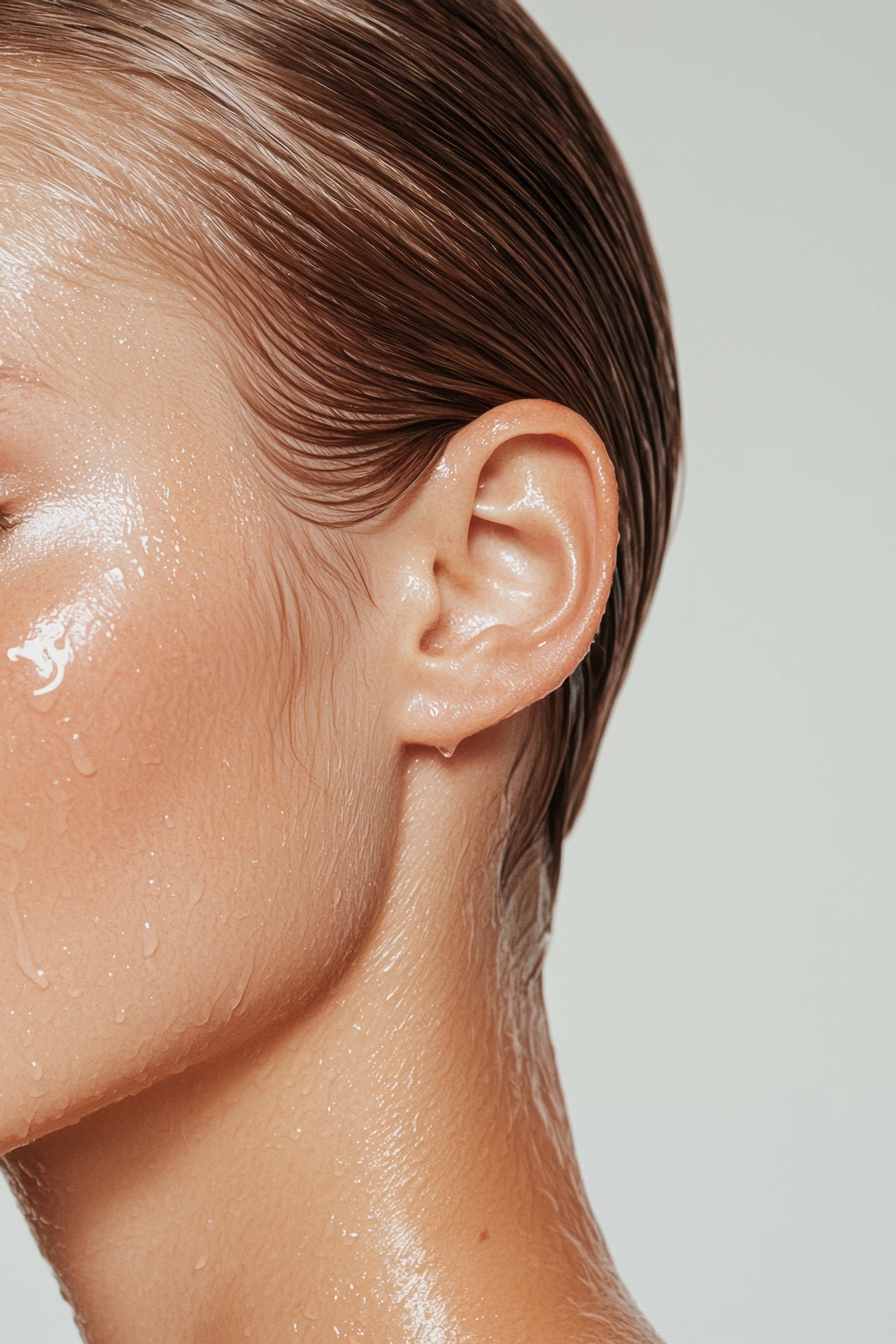 Hair Hydration: The Role of Sodium PCA and Glycerin