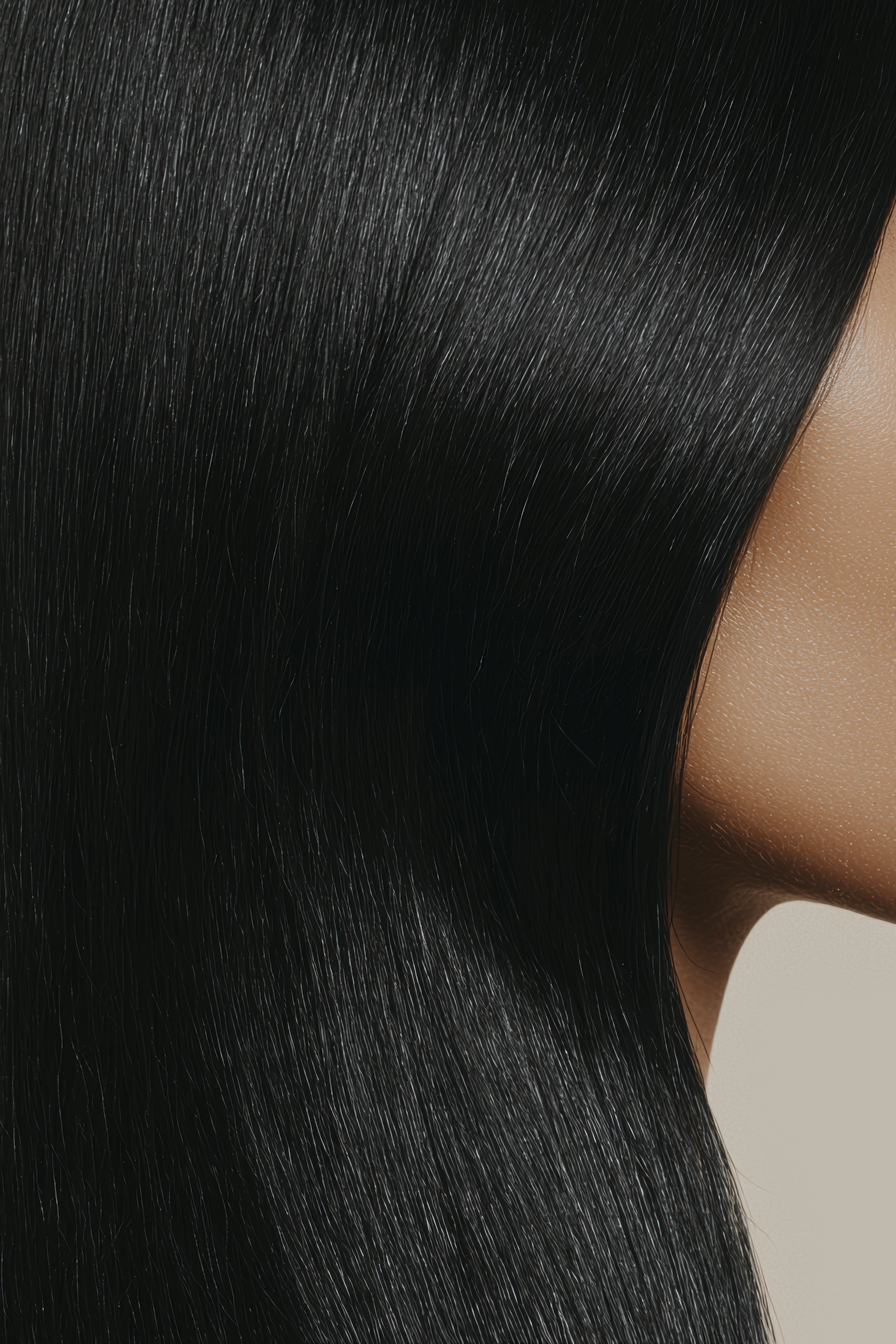 How to Spot Early Signs of Hair Thinning Before It’s Too Late