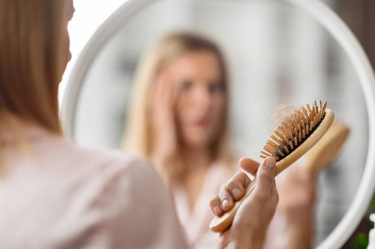 Seasonal Hair Shedding: Explanation, Causes & Tips to Manage It